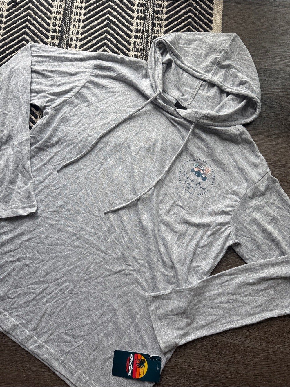 Sunsations Lightweight Hooded Long Sleeve Tee with Virginia Beach/Jeep Logo XL